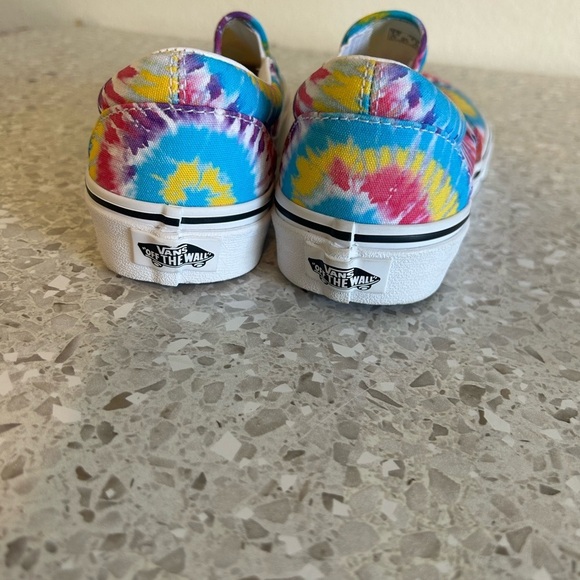 NWOT Vans Unisex M-5 W-6.5 colorful Tie-Dye Slip-On Sneakers - Picture 3 of 7